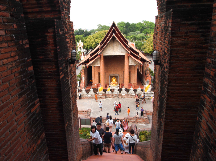 Wat Yai Chai Mong Khon