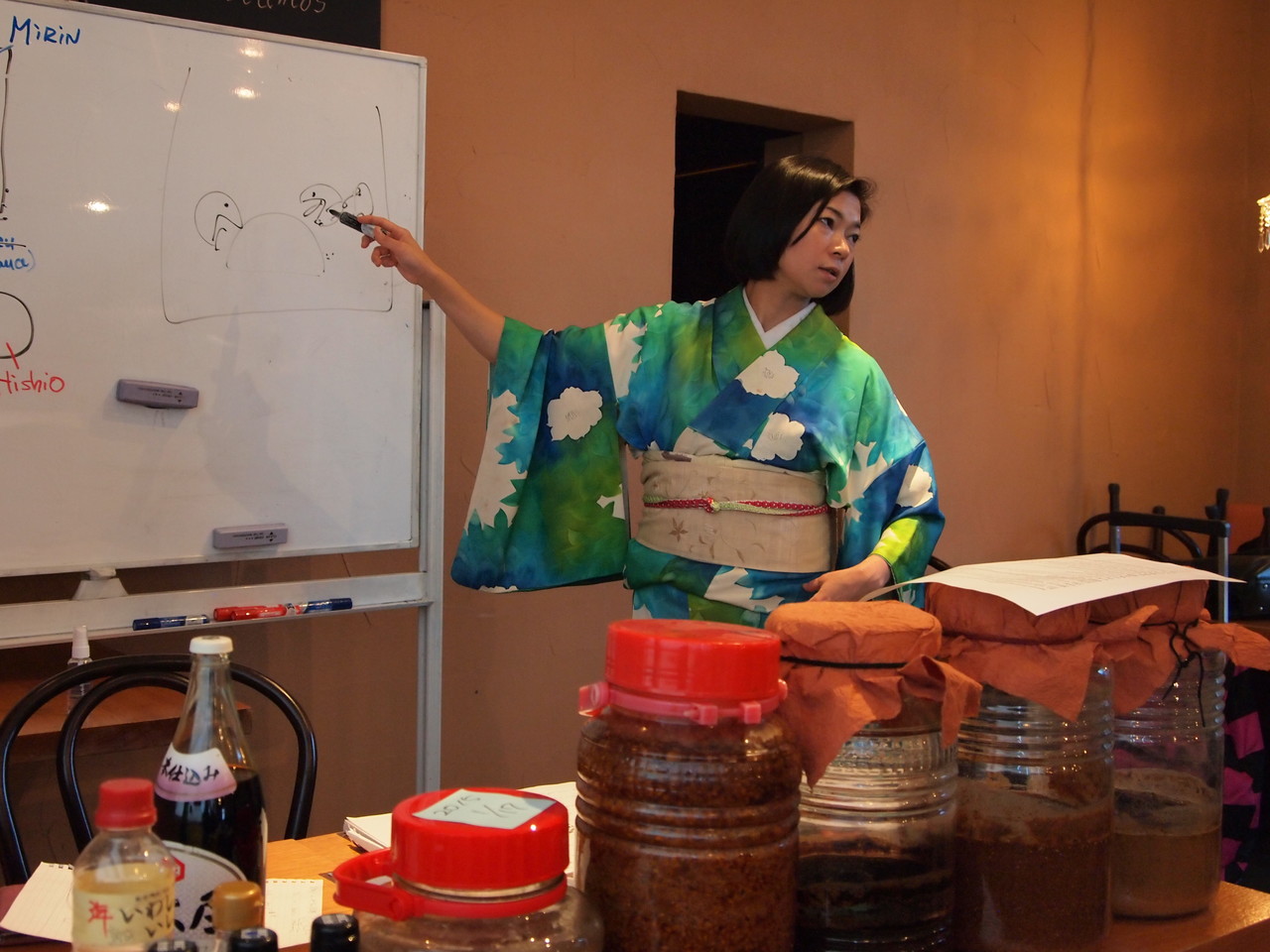 Wykład na temat pasty miso czyli wizyta w japońskim stowarzyszeniu fermentacji