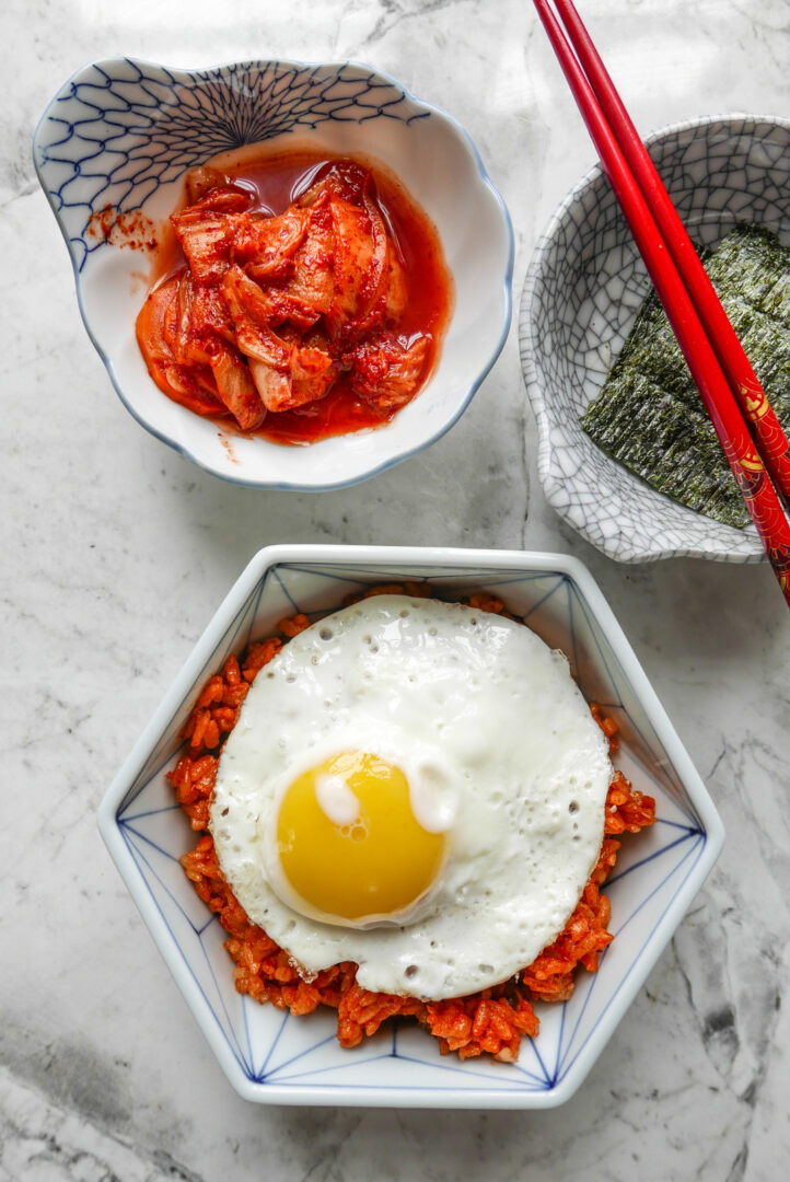 Kimchi Bokkeumbap: koreański smażony ryż z kimchi