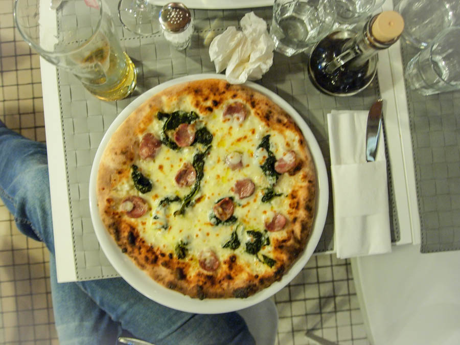 Spacca Napoli – słodka pizza i rozczarowanie